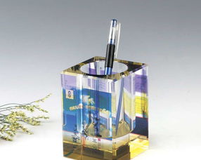 精致辦公新選擇 高檔黑水晶筆筒，典雅與實用的完美融合